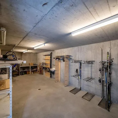 Chasa Splerin Mit Whirlpool Auf Terrasse *