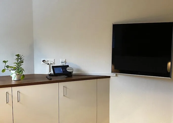 Chasa Splerin Mit Whirlpool Auf Terrasse