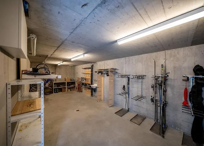 Chasa Splerin Mit Whirlpool Auf Terrasse *